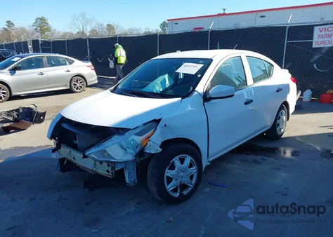 2017 Nissan Versa 1.6 S+ z USA, uszkodzony, nr VIN 3N1CN7AP5HL868483
